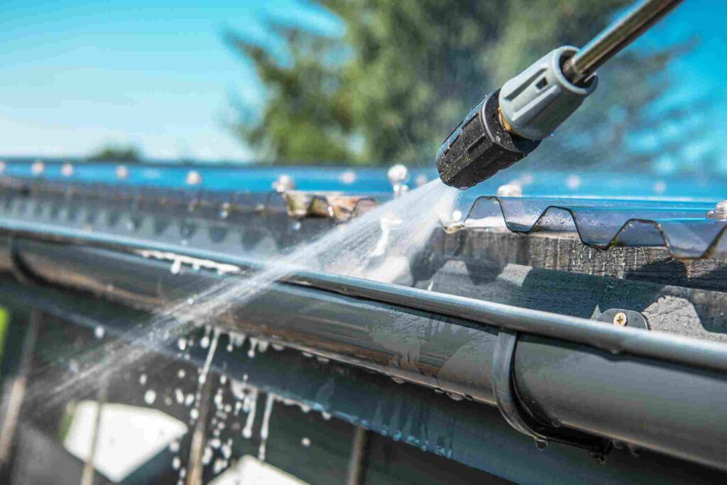 Commercial Rain Gutter Cleaning